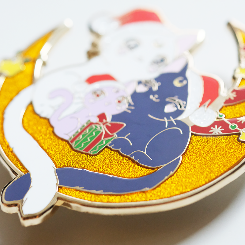Christmas / Seasonal Specials: Moon