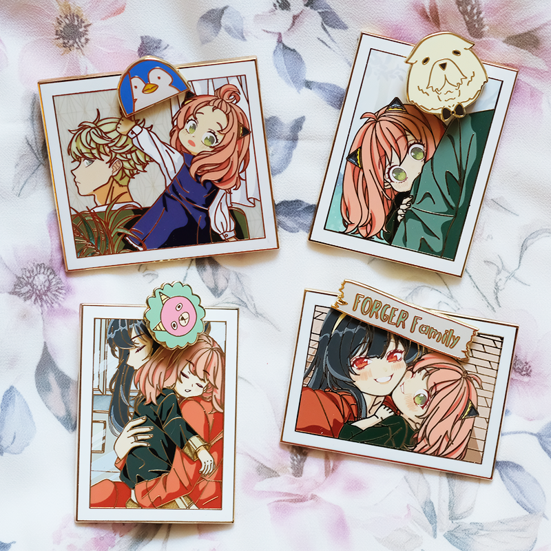 Family Polaroids: Gold