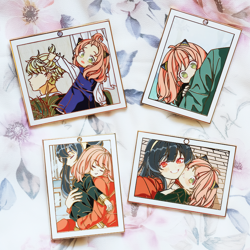 Family Polaroids: Gold